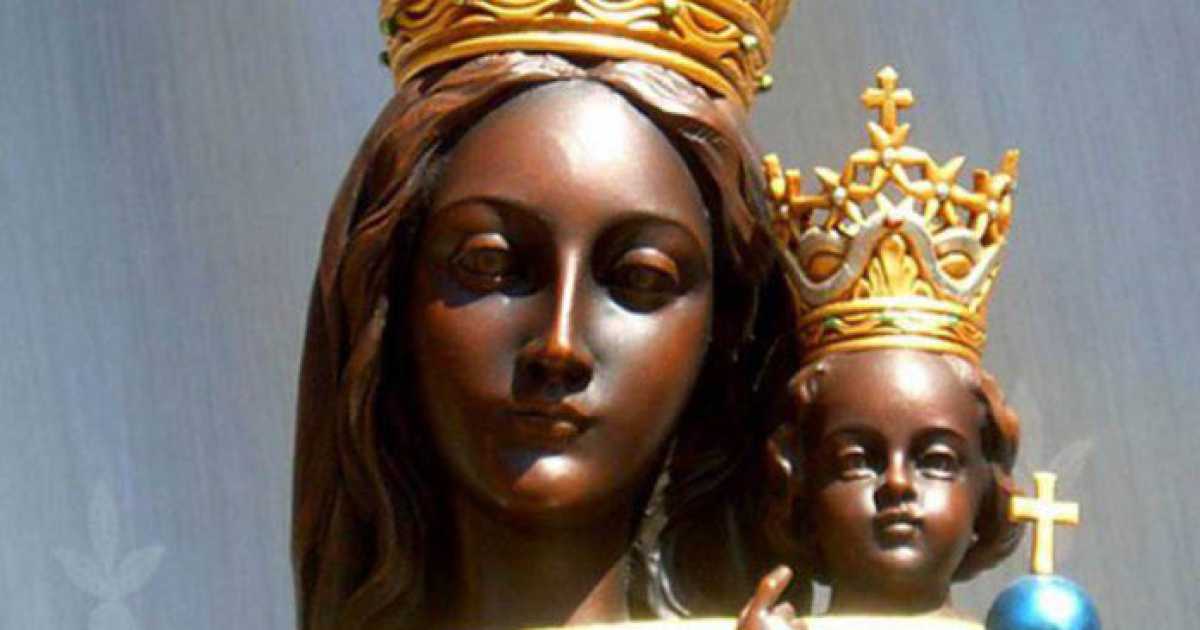 Bari, arriva in "visita" la statua della Madonna nera di Loreto